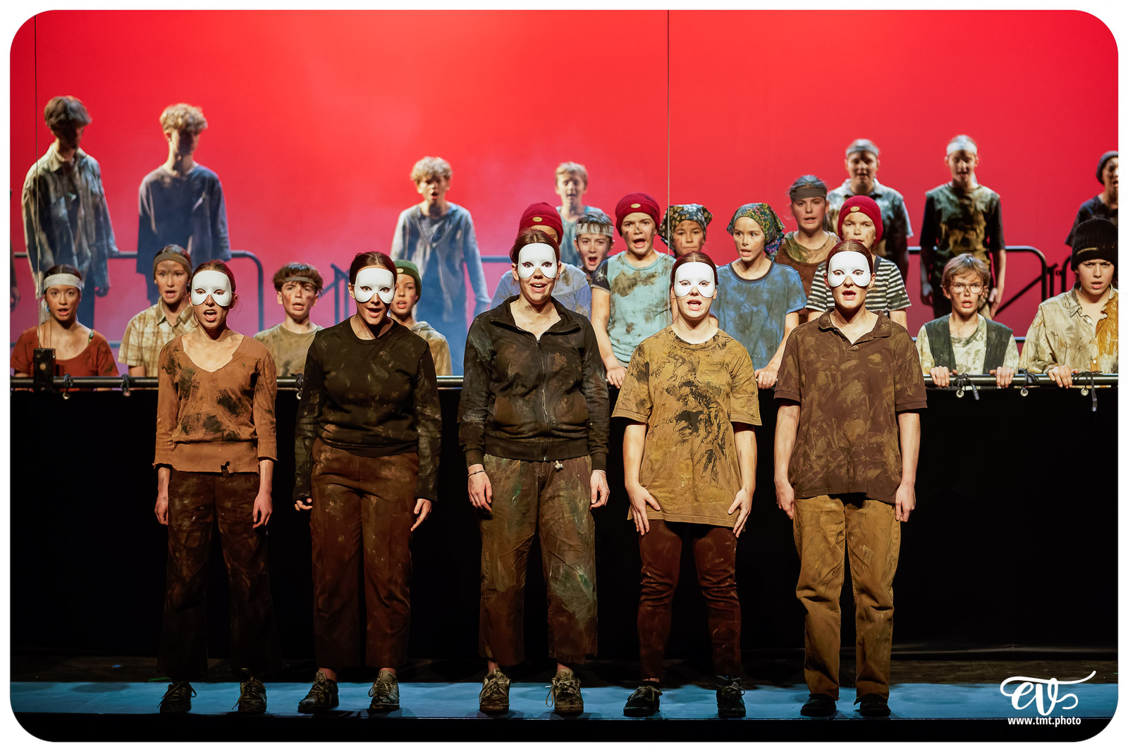 TMTPHOTO LES ENFANTS DU LEVANT (MAITRISE SAINT PHILOMENE HAGUENAU) 193